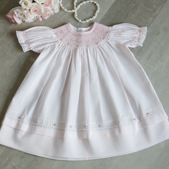 RARE Embroidery Design Pink Smocked Bishop Dress Feltman Brothers Heirloom NWT - Picture 1 of 6